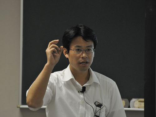 講師の西田裕一郎先生