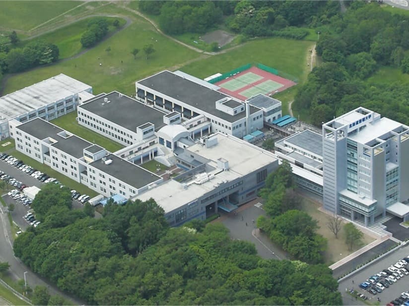 北海道情報大学（HIU）