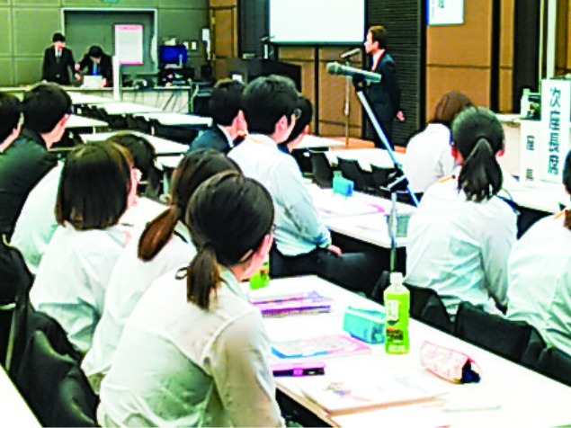 「学会・研究会への参加」がスキルアップや研究につながる