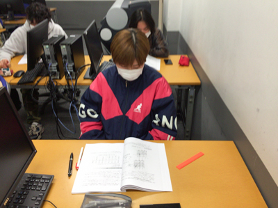 東北文化学園専門学校建築土木科「足場の組立解体 特別教育講習会」