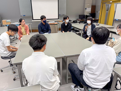 在学生とのフリートーク