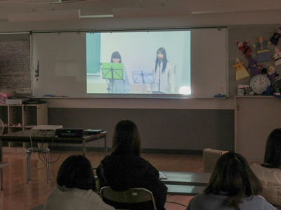 社会福祉科の学生がリモートで音楽演奏会を開催