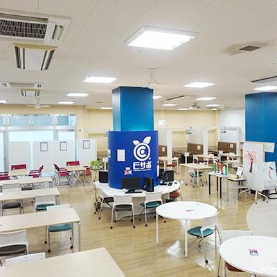 PC・学習スペース(自由な学修空間)