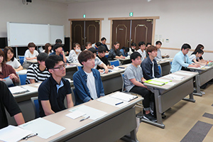 学内での就職ガイダンス