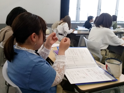 2つのレンズを見比べてみた!