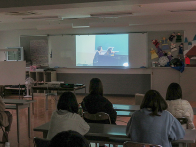 社会福祉科の学生がリモートで音楽演奏会を開催