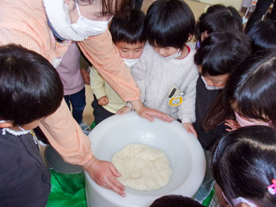 もちつき会 - 友愛幼稚園ブログ