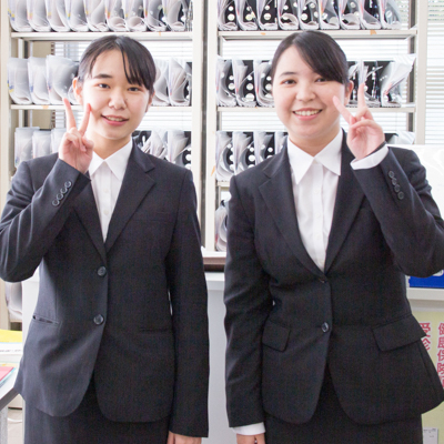 医療ビジネス学科(医療秘書科、医療情報管理科)実習・就職に向けての個人写真撮影
