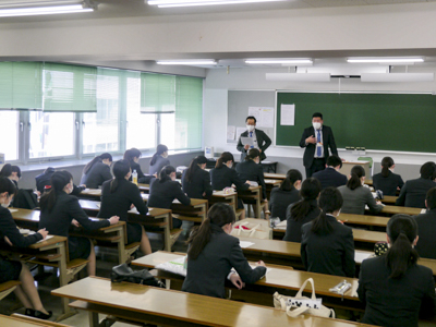 医療秘書科1年生『学内実習』開始!