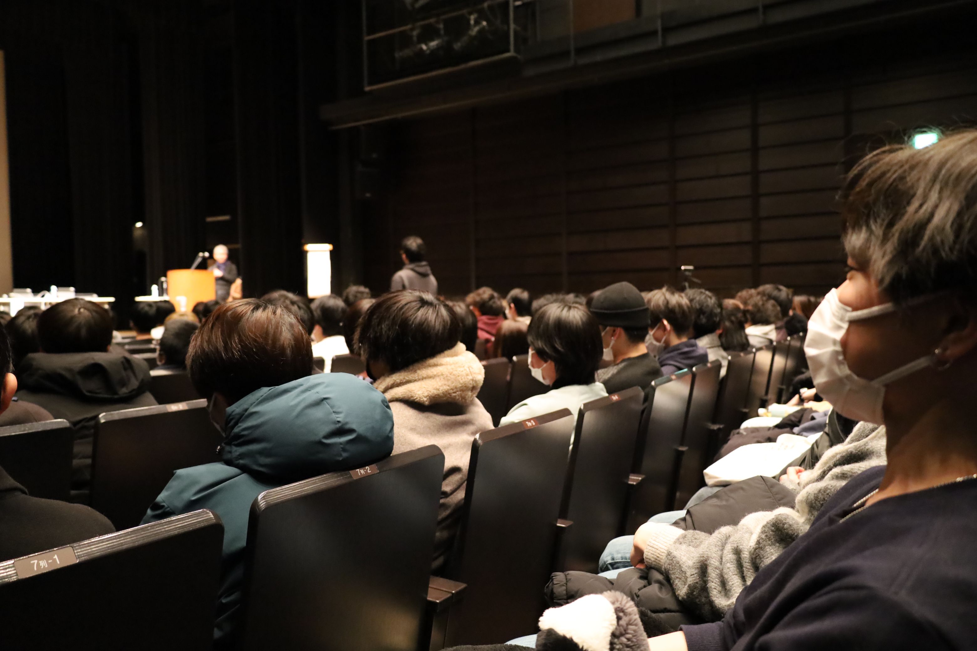 基調講演会 建築家山本 理顕(やまもと りけん) 「公的空間の作法と美学」