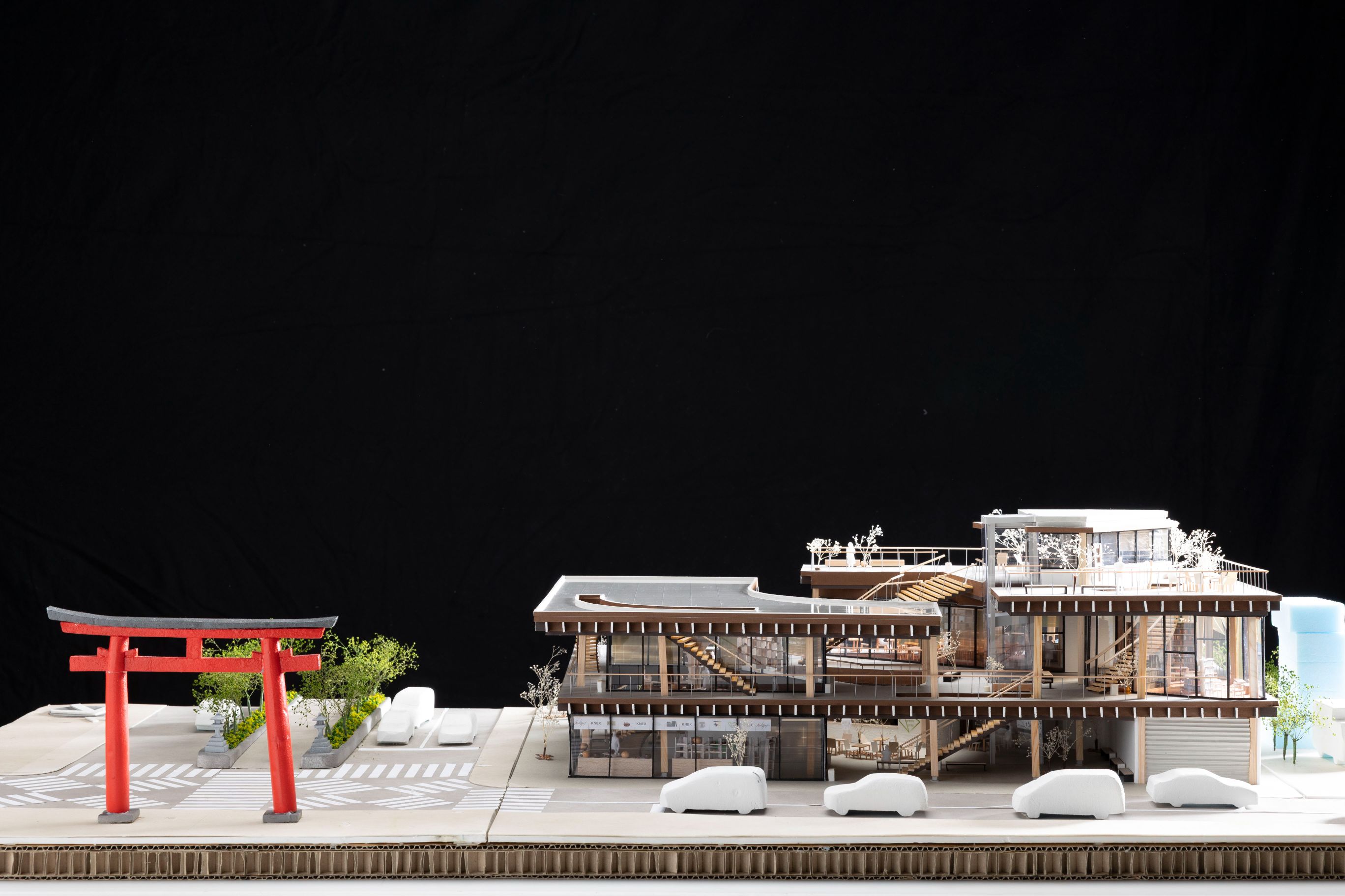 日本写真芸術専門学校にて交流模型撮影会青山製図専門学校