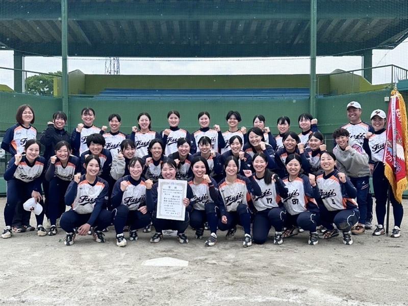 女子ソフトボール部