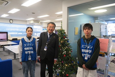 在校生スタッフと校長先生
