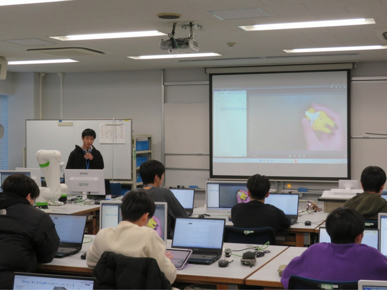 学生によるプレゼン