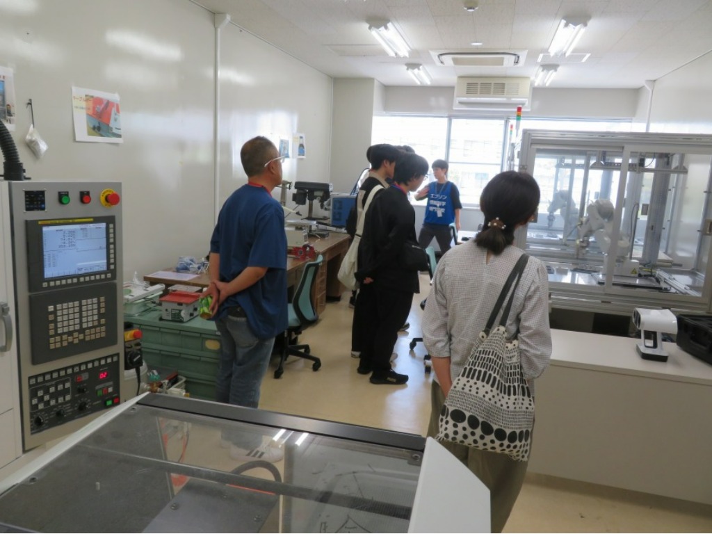施設見学