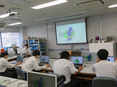 体験教室（３次元CAD）