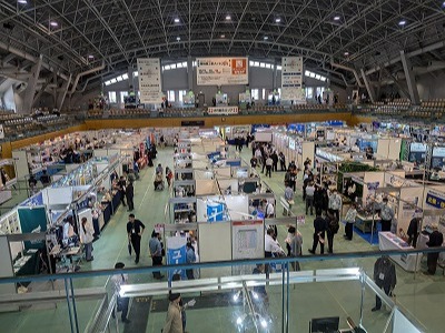 工業メッセ見学