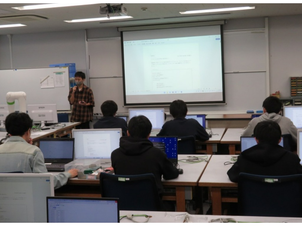 ピエゾ音楽会（情報電子機械科１年生）