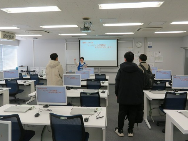 施設見学