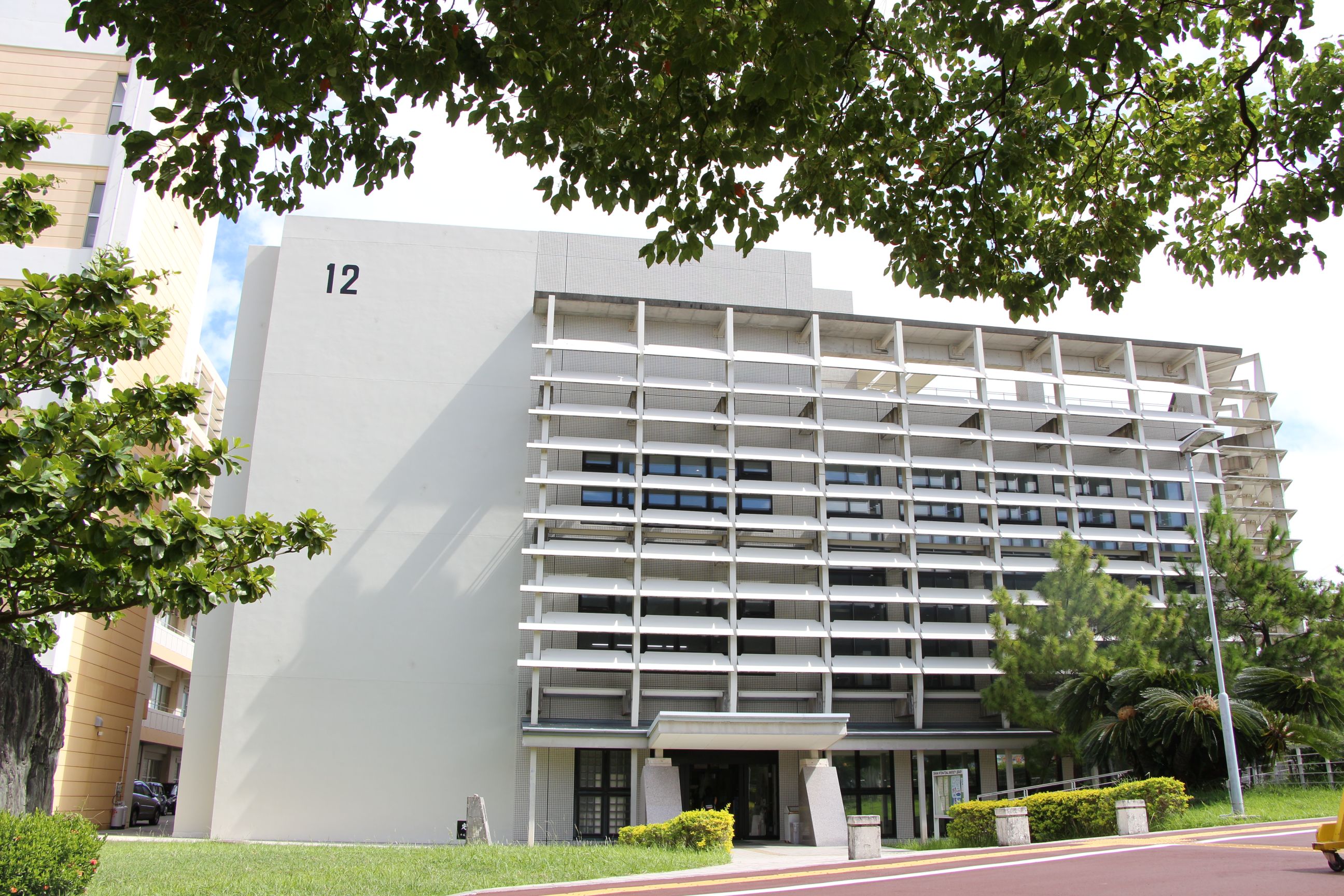 G	キャンパス整備への支援