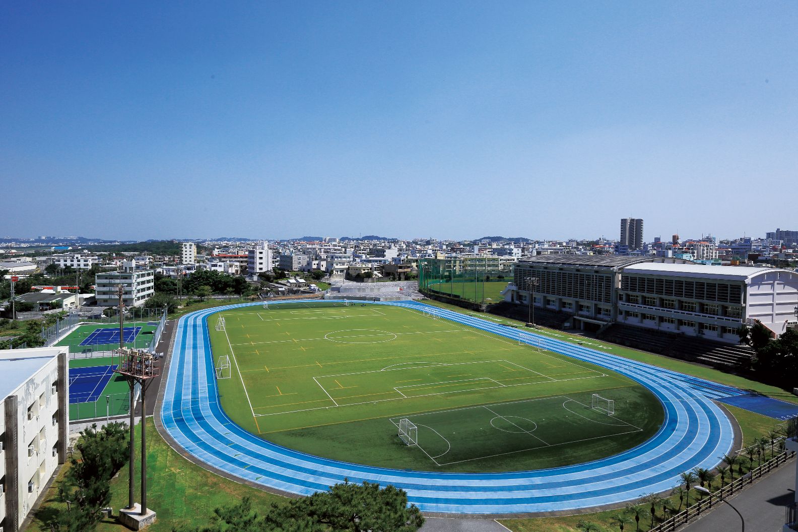 多目的グラウンド