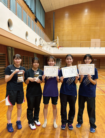 女子団体の部で3位になったみなさん