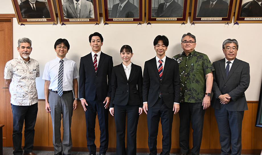 学長表敬訪問の様子