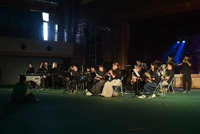 吹奏楽部のみなさんによる演奏