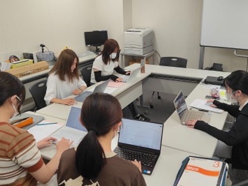 聖泉大学 看護学部 卒業研究