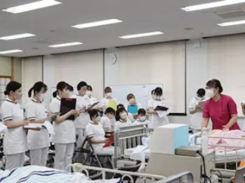 聖泉大学　看護学部　母性　技術論