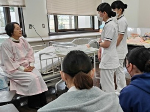 聖泉大学　看護学部