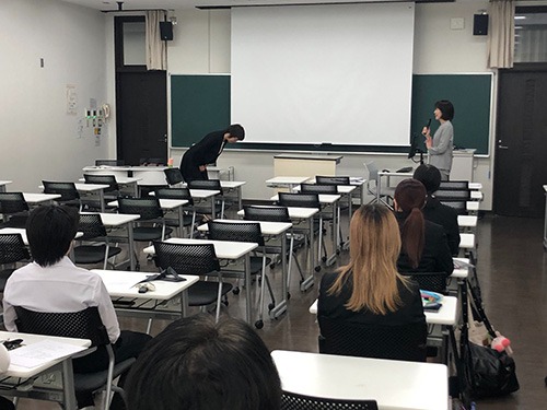 聖泉大学　人間学部　就職支援