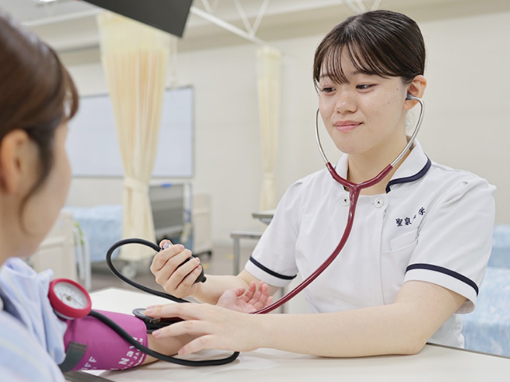 聖泉大学　天野礼衣