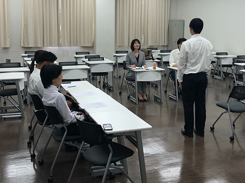 聖泉大学　人間学部　就職支援