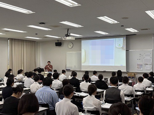 聖泉大学 看護学部 看護学導入実習