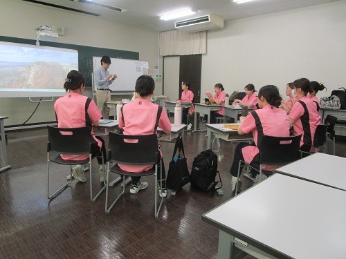 聖泉大学 別科助産専攻 縫合演習