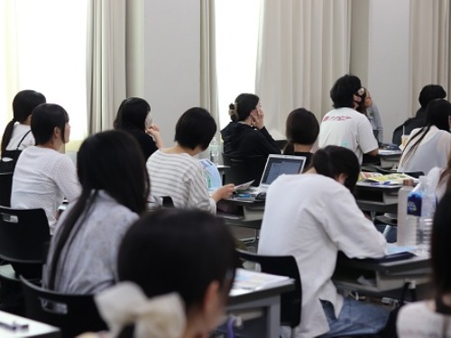 聖泉大学　看護学部　キャリア教育Ⅲ