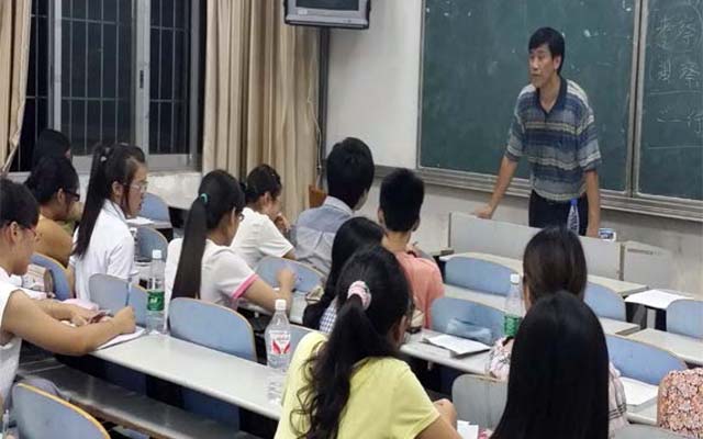湖南科技大学での授業の様子