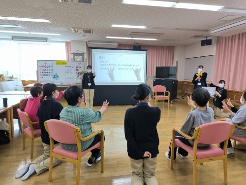 聖泉大学 看護学部 保健師