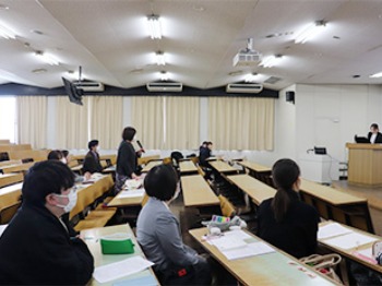 聖泉大学 大学院 公開発表会