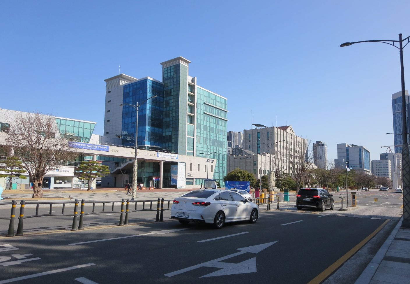 国立釜慶大学校_入口