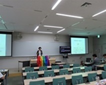 松岡成子氏による報告