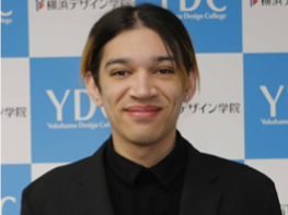 ビジュアルデザイン在校生1