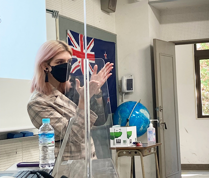 横浜翠陵高等学校の国際理解の授業