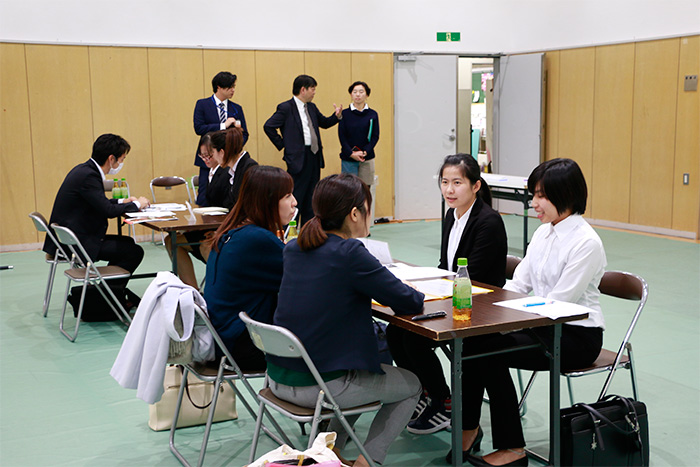 学校内合同企業説明会