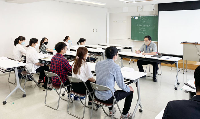 企業による学内企業説明会