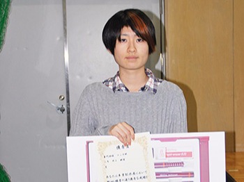 井上緋里(専門課程マンガ科2年)