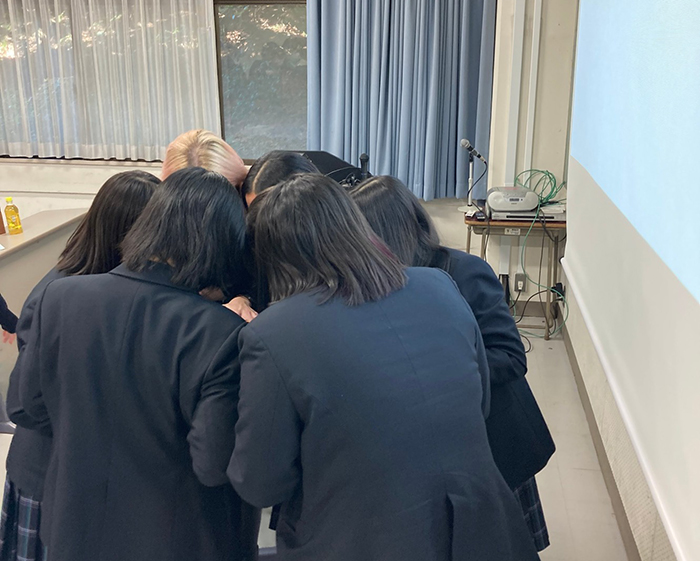 横浜翠陵高等学校の国際理解の授業