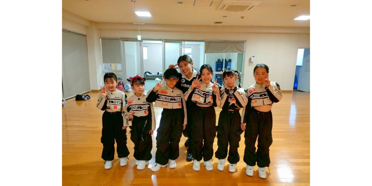 音楽にのって自由に表現しよう