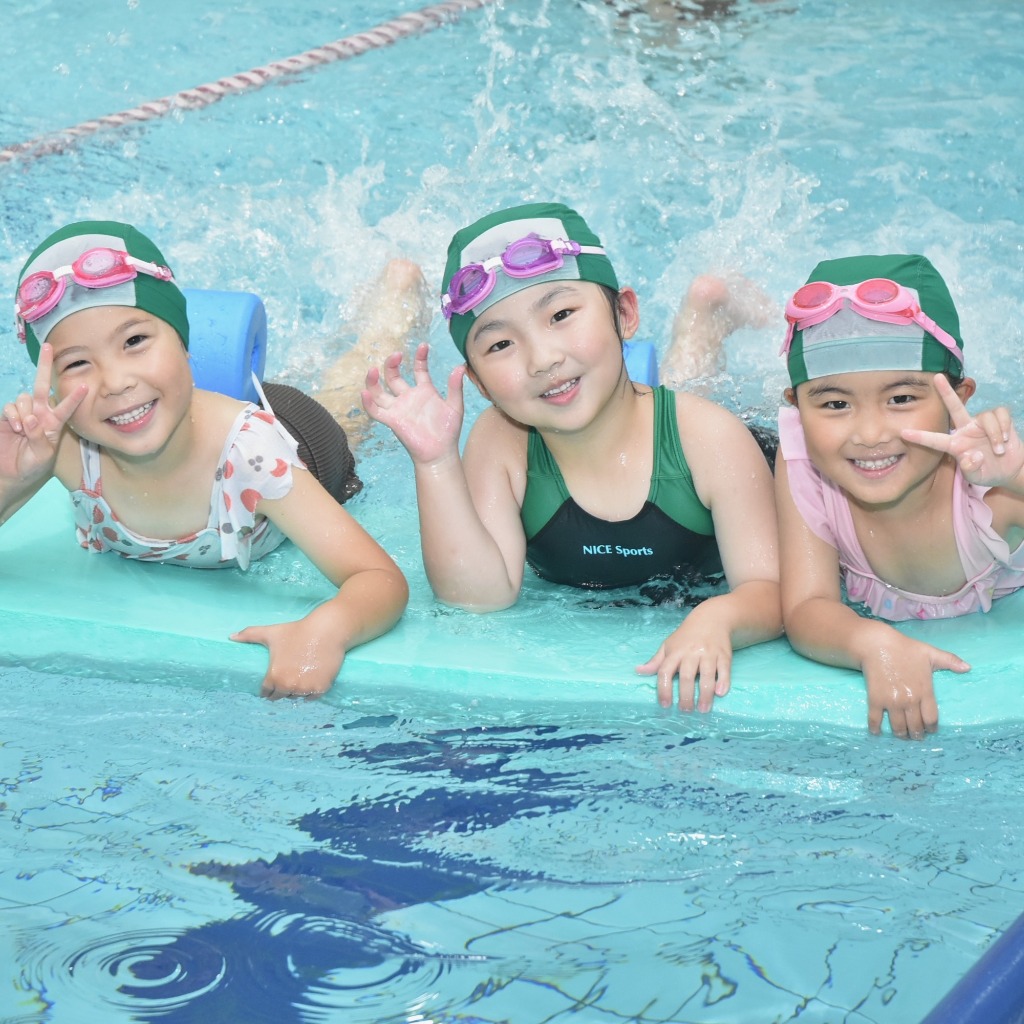 土日園児学童スイミング体験会
